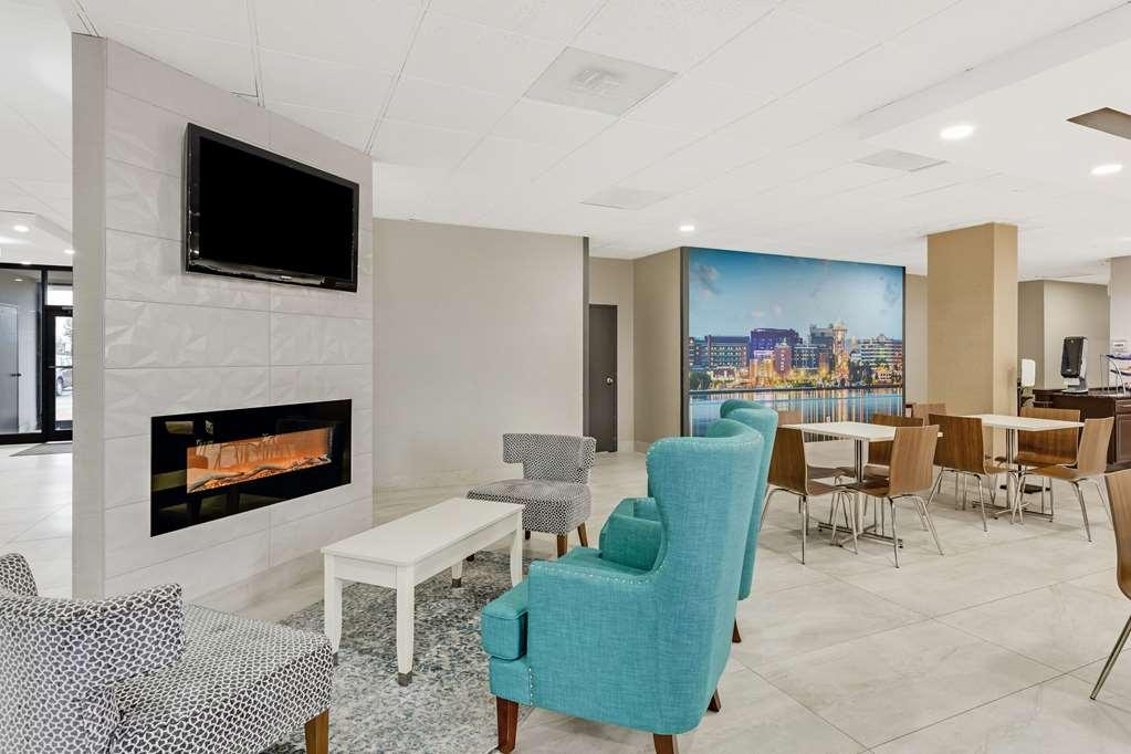 Clarion Pointe Near Erie Casino Hotel Kearsarge Interieur foto