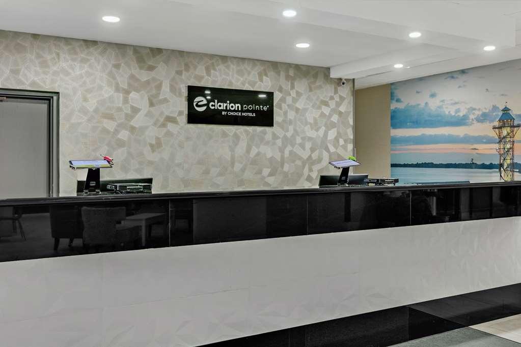 Clarion Pointe Near Erie Casino Hotel Kearsarge Interieur foto